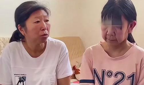 罕见14岁少女得怪病面容衰老如7旬老太