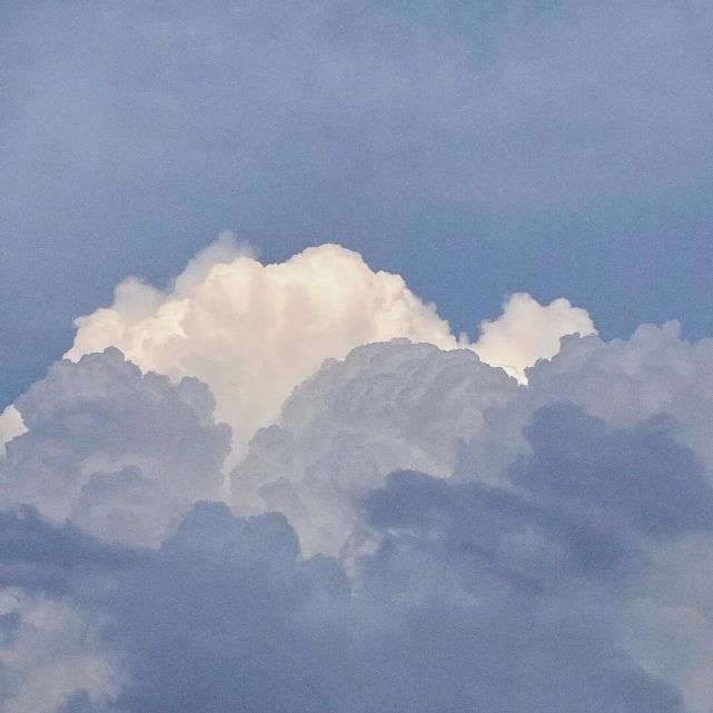 ins简约朋友圈背景图