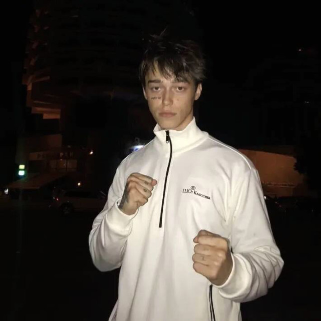 "欧美男头"高质量戒哥