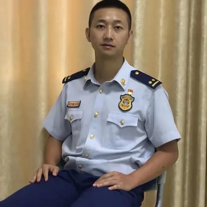 从被救到救人贵州消防员蒋雨航让人敬佩