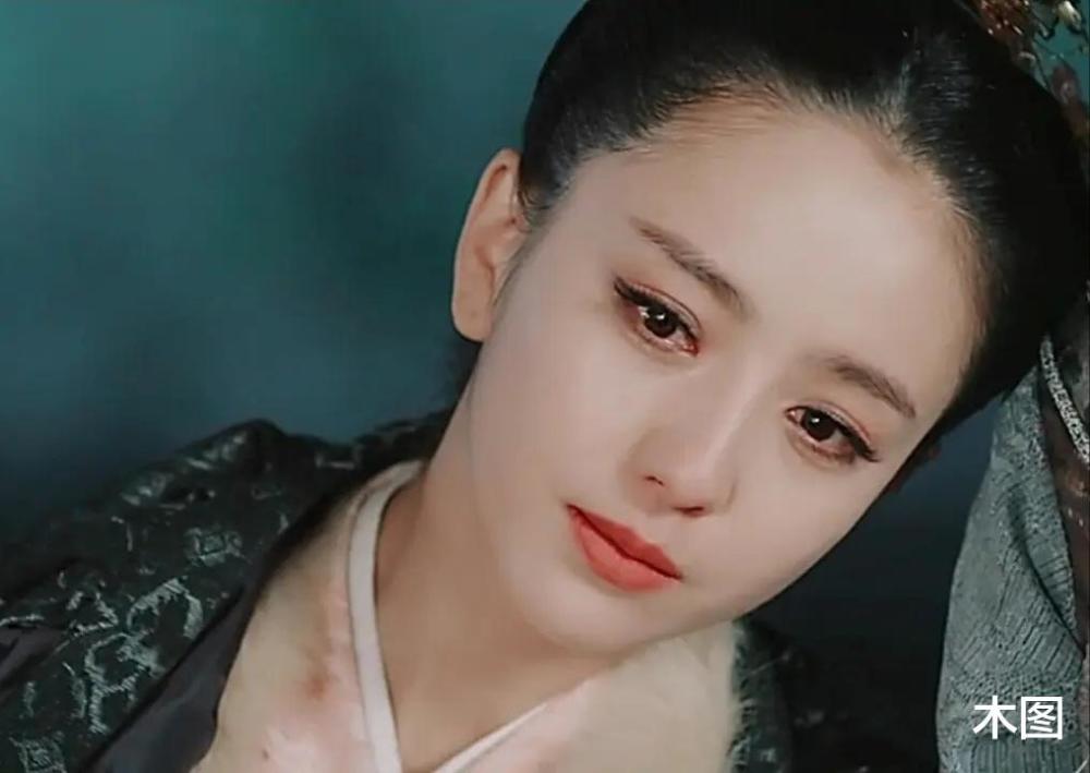 万茜"白流苏造型"曝光被赞优雅,佟丽娅红裙惊艳