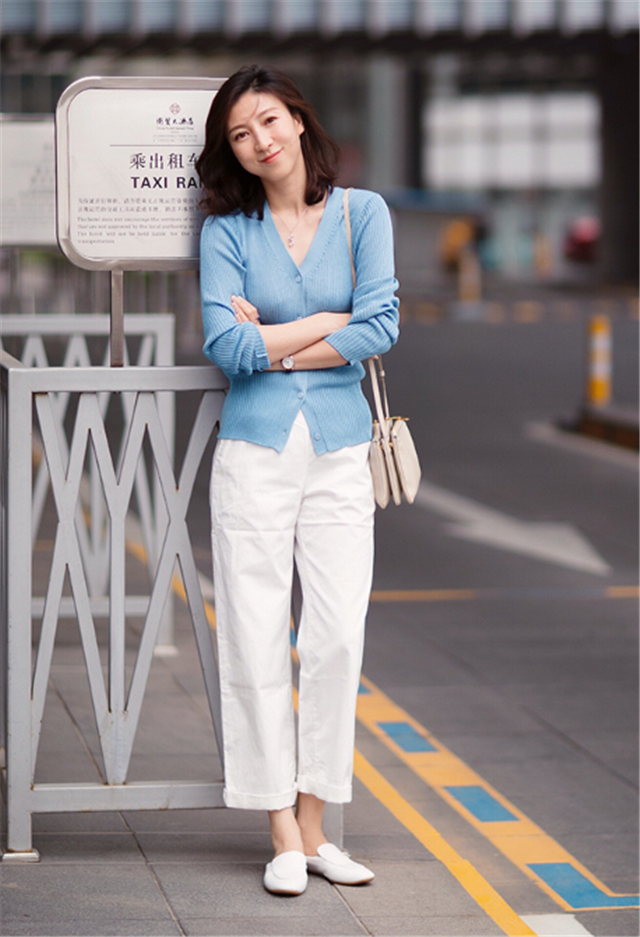 這可能是我見過最體面的40歲女人:不扮嫩不顯老,美得優雅又知性