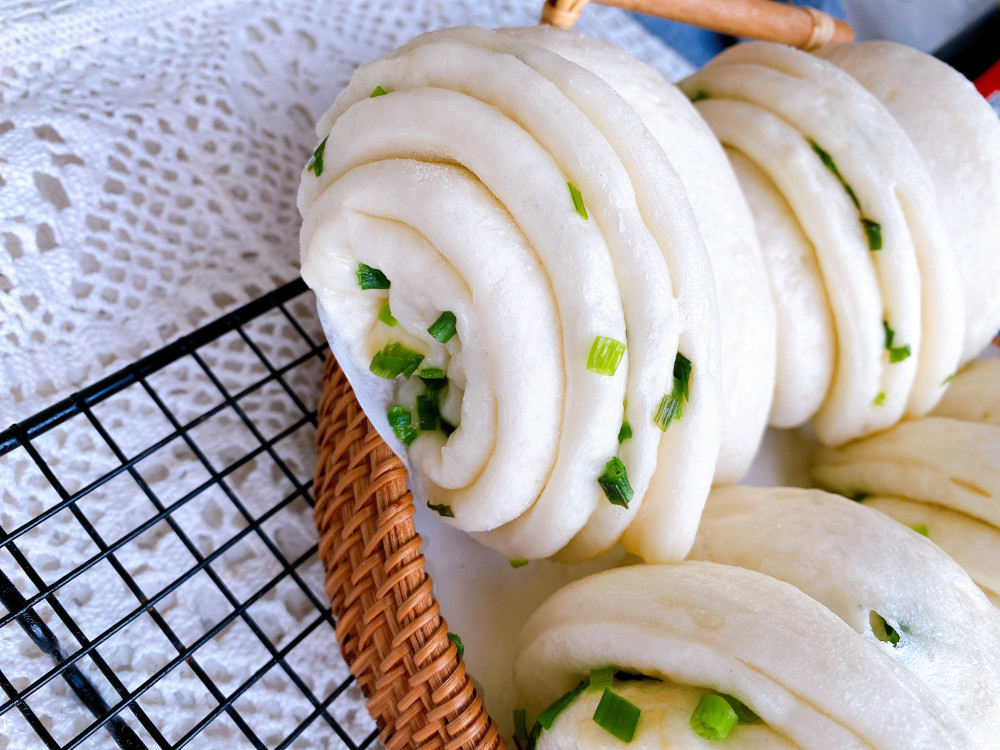 葱卷怎么做好吃掌握3点葱香浓郁不发黄柔软筋道凉了不硬