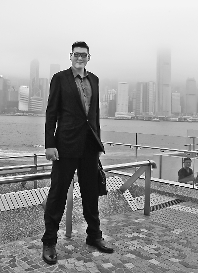 山东巨人张欢:身高2.38米,被姚明视作接班人,现在怎么样了?_腾讯新闻