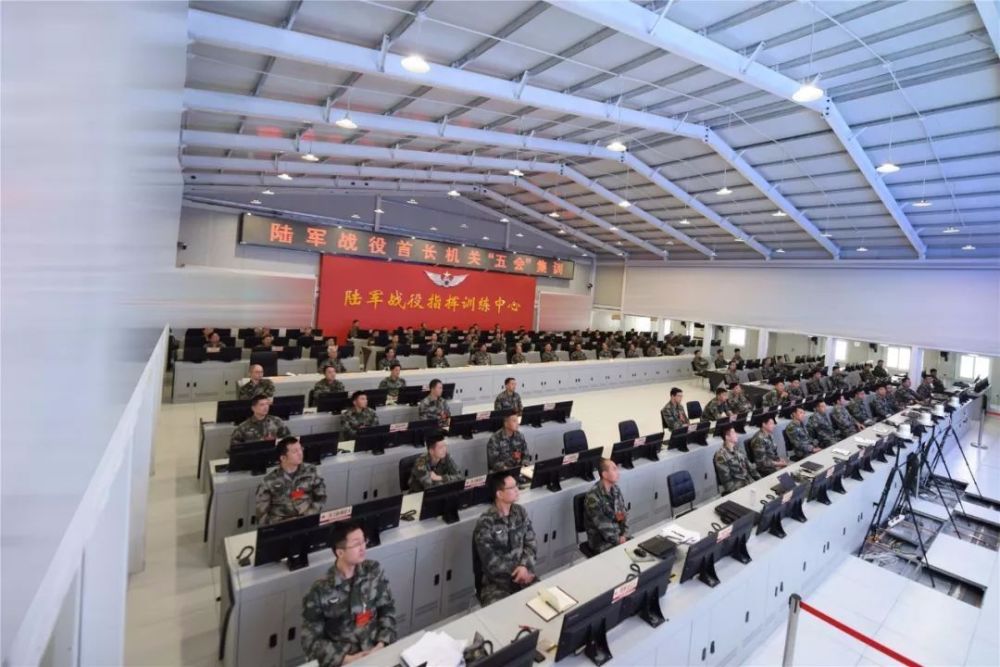 假如战争爆发经常上电视的军事专家们能直接指挥军队作战吗