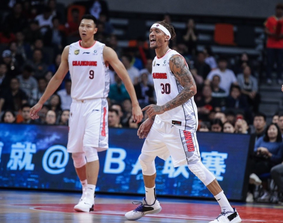 外援 NBA前锋二选一！广东宏远又要引进超级外援，联手威姆斯让人期待