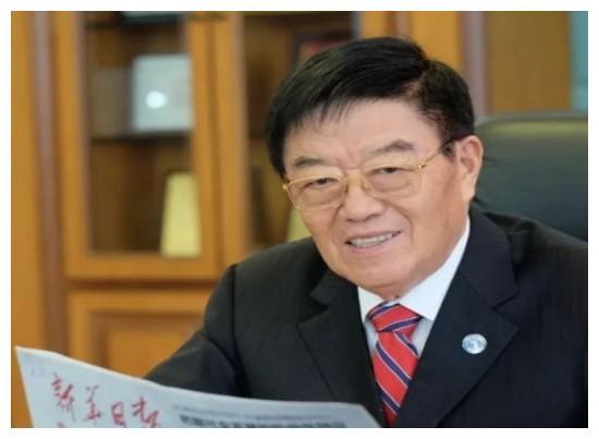 泰州首富徐镜人:白手起家赚下470亿的身家,旗下的产品人尽皆知_腾讯