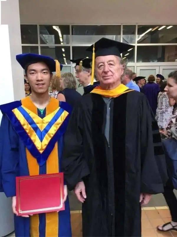 少年天才突破世界性难题 放弃高薪回国发展 牛到让你怀疑人生 旅游新闻 承留资讯网