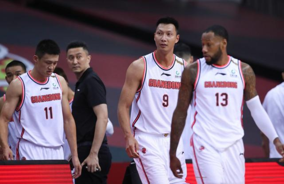 cba CBA实力榜，广东一枝独秀，三甲基本无悬念，15队争夺季后赛席位