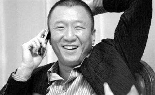 他是征服中刘华强的原型亲弟弟被仇家砍伤他杀光全部仇人