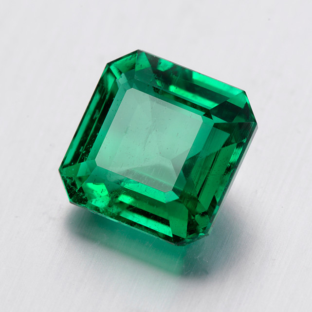 关于祖母绿的一些小知识|祖母绿|宝石|沃顿绿|木佐绿|vivid