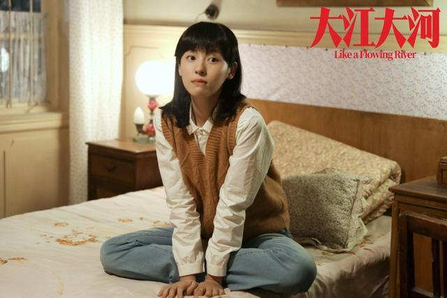 从《大江大河》里"傻白甜"的程开颜,到《山海情》里气场强大的杨明 