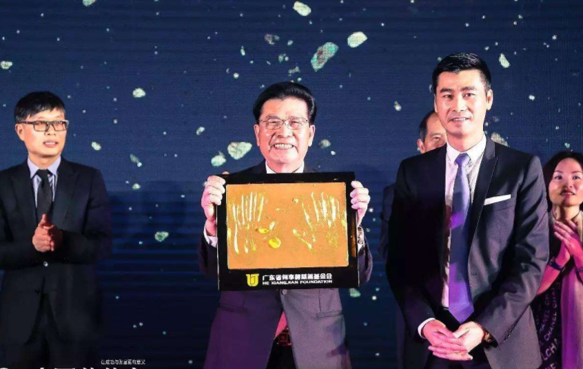 河南暴雨捐1亿,武汉疫情2亿,慈善大咖何享健是怎样"炼"成的?