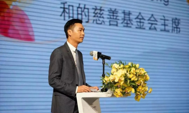 河南暴雨捐1亿,武汉疫情2亿,慈善大咖何享健是怎样"炼"成的?