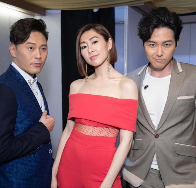 渴望爱情却不得胡定欣40岁生日获粉丝筹办个人展览称我不孤单