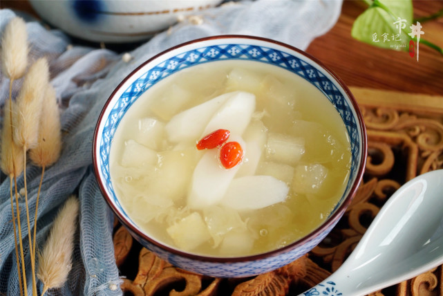 明日白露有条件常喝三白汤每周煮几次换季顺利又安康