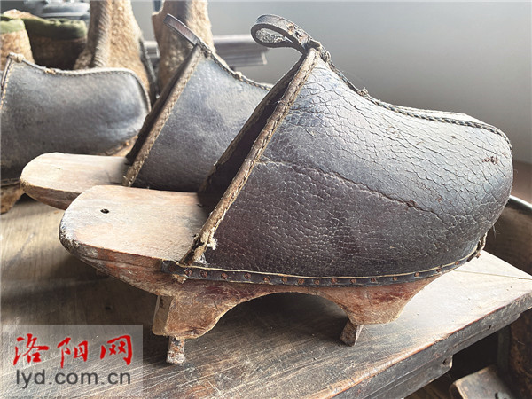 泥屐油靴油壳篓