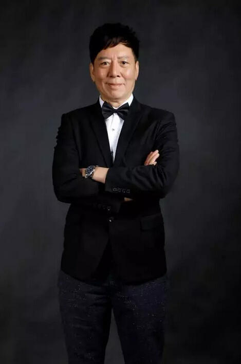 67岁"金毛狮王"骆应钧北上搏事业,享受丁克生活,曾与奸角结缘_腾讯新