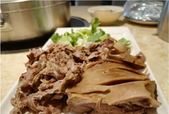 吉林延吉的特色美食当地人隔三差五就要来吃外地人却不敢吃