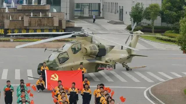 世界武装直升机排行榜_战场的主宰者!“阿帕奇”自诞生起,一直是世界上顶级武装直升机(2)