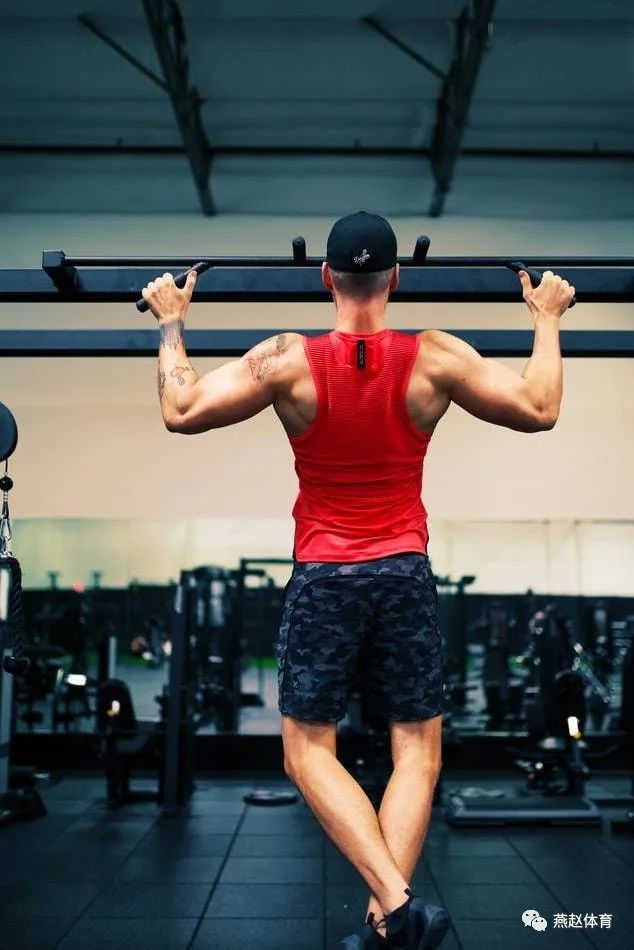 掌握这些 引体向上不再困难