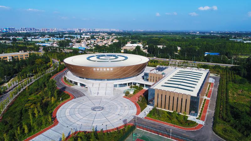 十四运会羽毛球比赛于9月5日在远望谷体育馆开拍