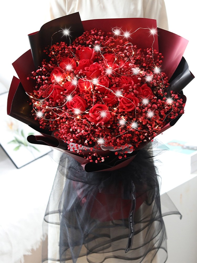 一束玫瑰花是多少朵(一束玫瑰花多少朵合适)