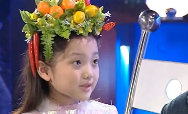 快乐星球17年演员今昔对比多面体成高颜值学霸老爷爷气场依旧