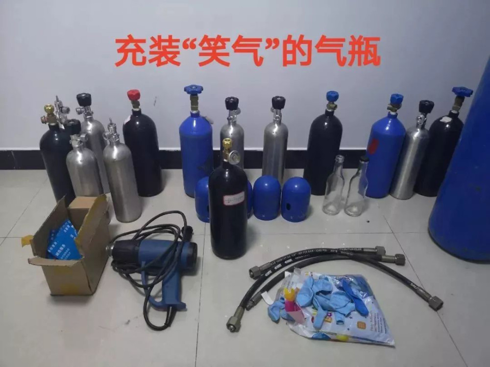 你孝起来真好看花费百万留学回国拉父母卖笑气判刑