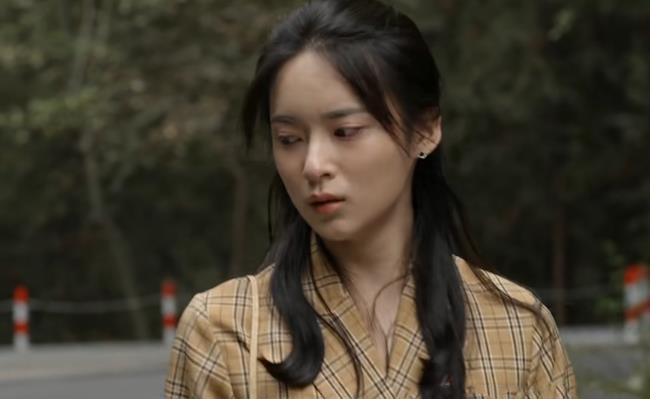 乔家的儿女陈主任真实财力曝光开豪车送名表小茉成拜金女