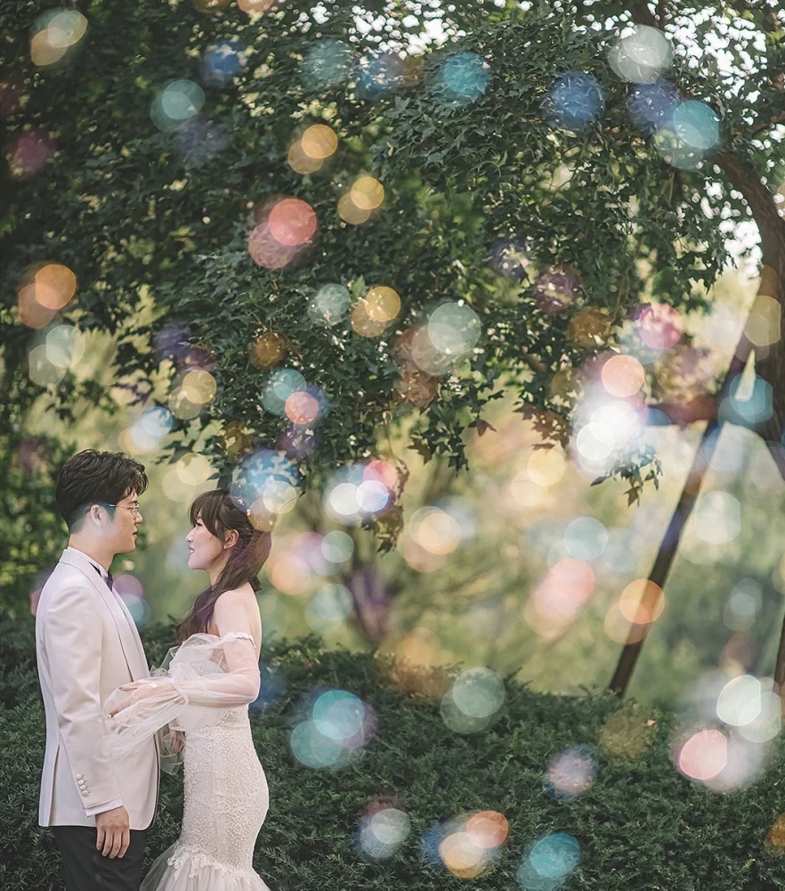 人大女神晒婚礼照！被曝嫁北京土豪住上千万豪宅，男方颜值遭狂嘲