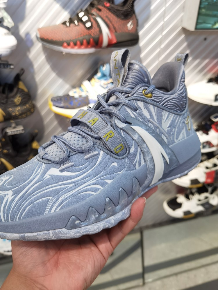 安踏gh2"银白虎纹"配色正式发售!