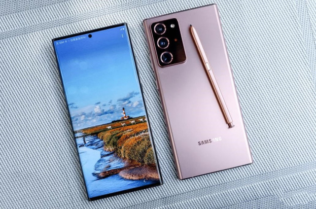 三星note21ultra亮相6000mah强续航98屏占比200倍变焦霸气侧漏