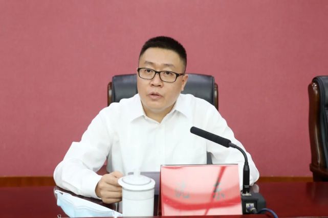 钟楼区召开领导干部会议