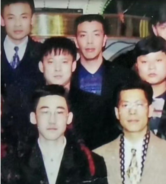 长春曾经的地下皇帝梁旭东手下团伙作案百余起杀害51人最终被判死刑