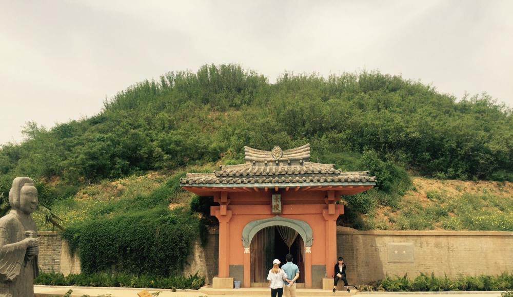 河南有一低调古墓占地130亩因知名度太低还改过名