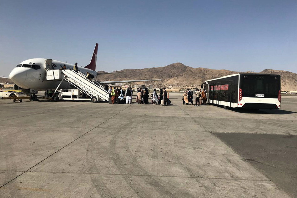 美军撤离喀布尔一周希望庆祝的枪声是阿富汗最后的枪声