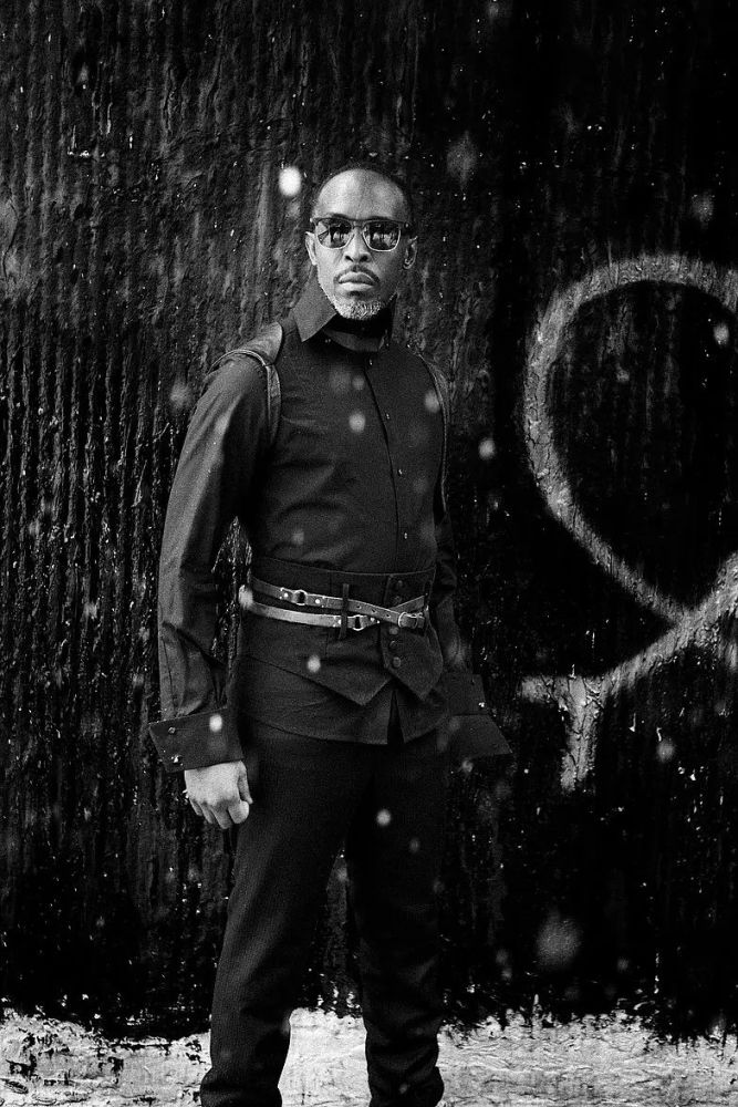 美国演员威廉姆斯去世,曾饰演火线里的奥马尔,年仅54岁太可惜