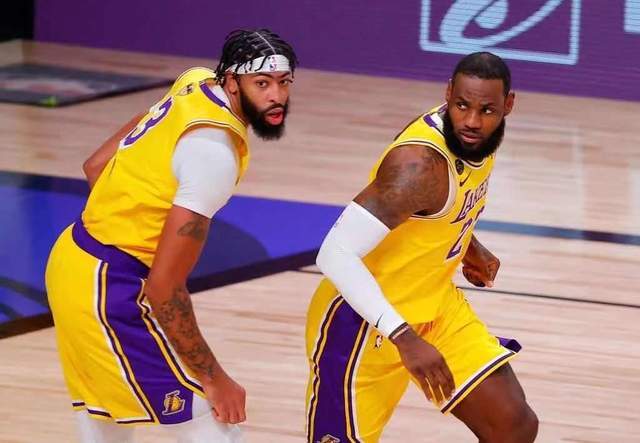 nba 养老队？新赛季NBA各队平均年龄出炉：湖人最老迈，雷霆最年轻！