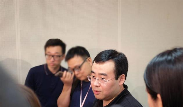 即使企业连续多年亏损,他依旧赚155亿|浙江|徐逸|北京邮电大学
