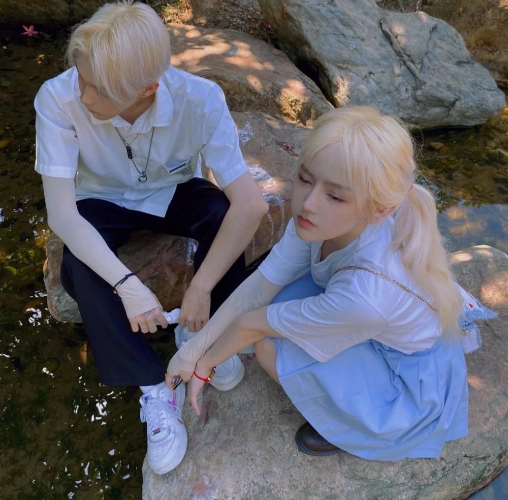 高质情头彼方尚有荣光在 情侣头像