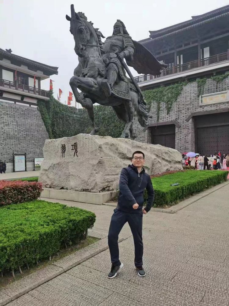 “偶像老师，来了”第二季丨惊艳！舞蹈仙子与力学男神的“对手戏”_腾讯新闻