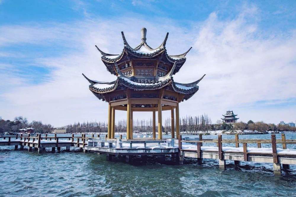 中国gdp各市_中国地级市GDP榜:江苏“霸榜”,徐州太可惜