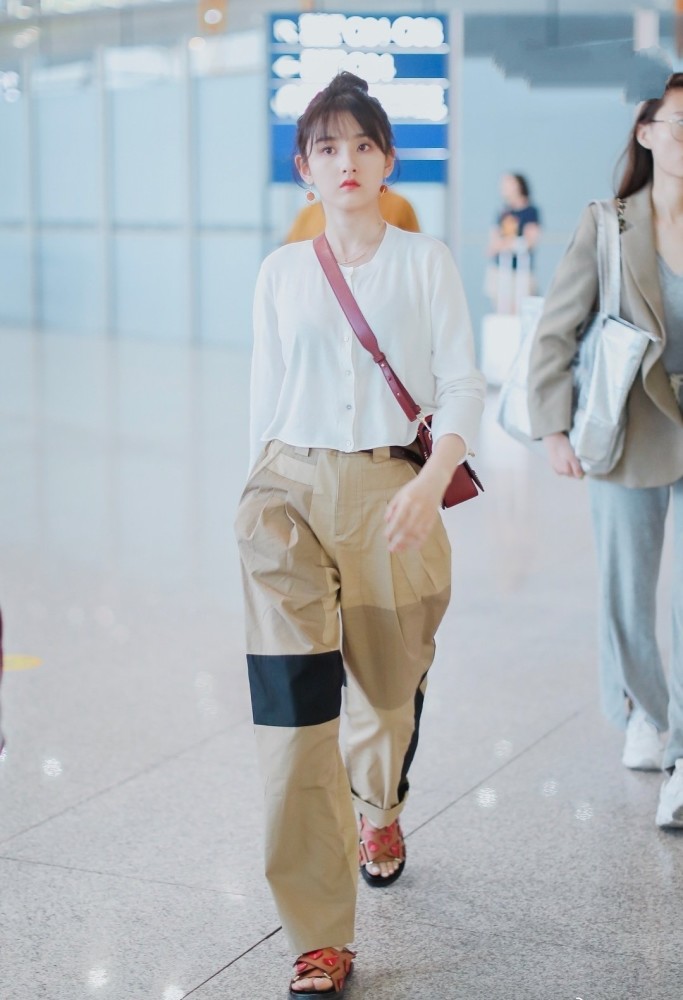三年級語文下冊生字宋祖女兒貴馮小剛又給女是干生前妻志村玲子