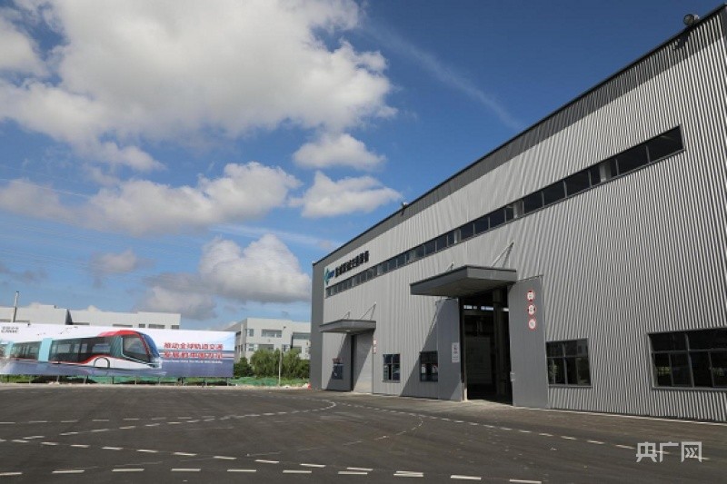 srt配套企业盐城联诚交通装备生产厂房(央广网发 卢凯摄)"接下来,我区