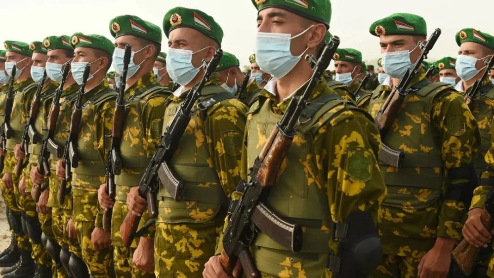 今天塔吉克斯坦举行独立30周年大阅兵