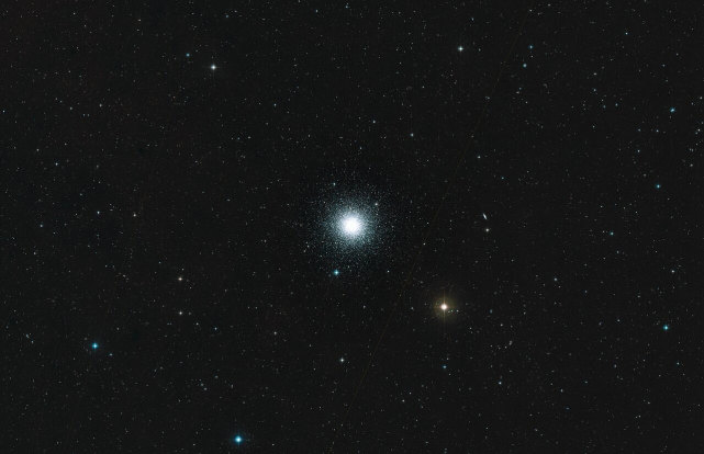 天文学家认为一些白矮星可能看起来比实际年龄小