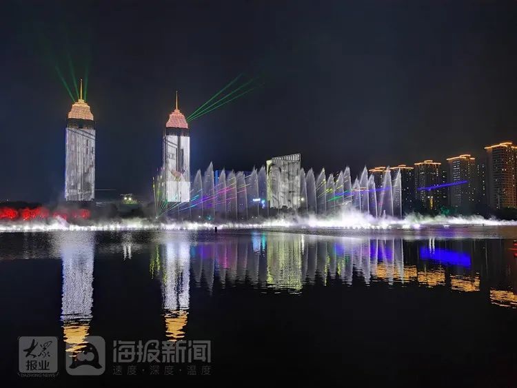 抢先体验枣庄凤鸣湖水幕喷泉喷涌调试