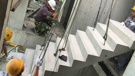 装配式楼梯如何吊装施工现场示例