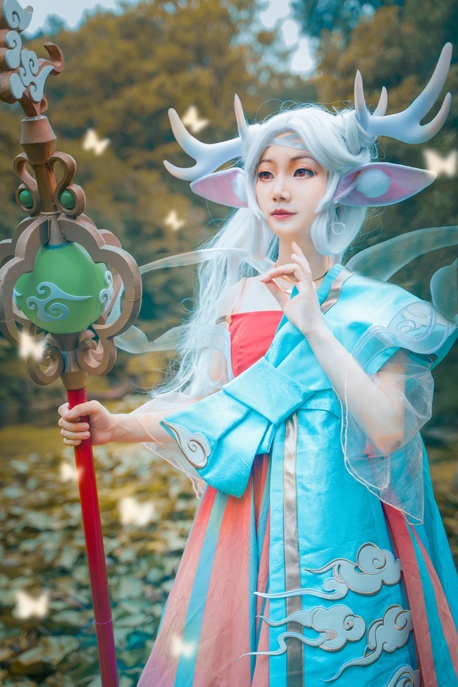 cos赏析:瑶遇见神鹿